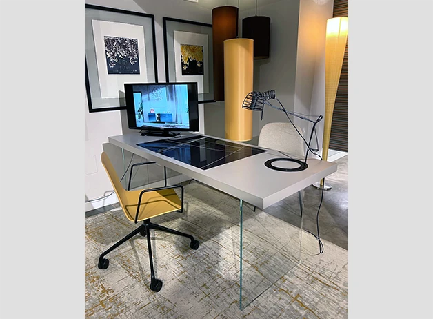 Escritorio Air Freestanding LAGO